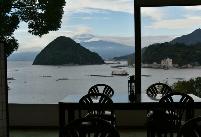 伊豆三津浜国際旅館しおさい