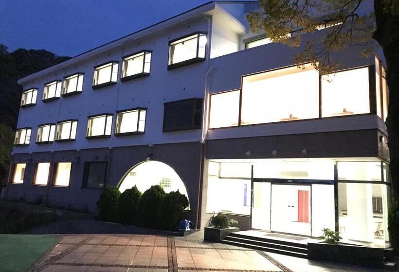 伊豆三津浜国際旅館しおさい