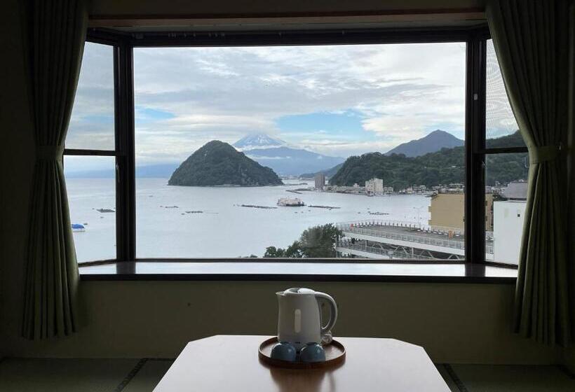伊豆三津浜国際旅館しおさい