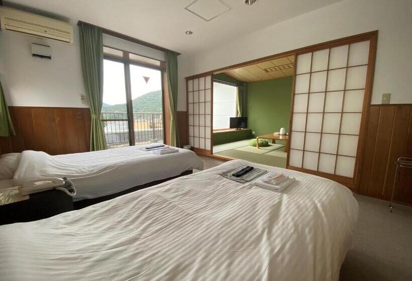 伊豆三津浜国際旅館しおさい