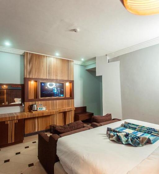 Marcsons Hotels And Resorts