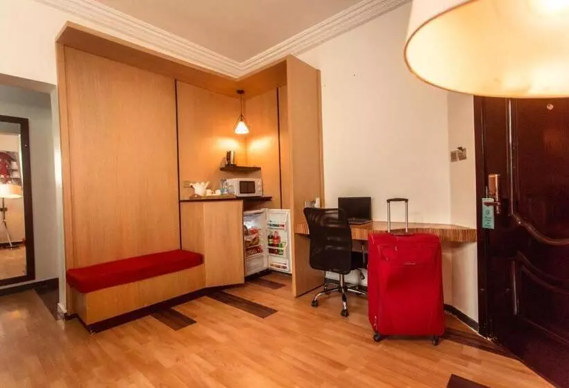 Marcsons Hotels And Resorts