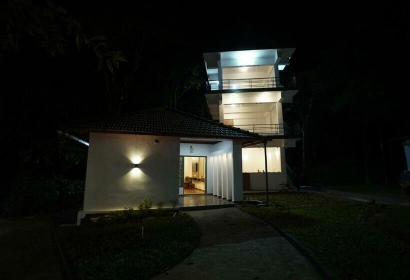 منتجع Coorggavadana