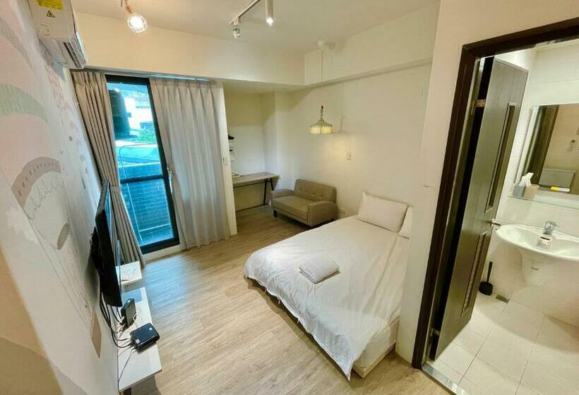 هاستل 台中 晴文旅