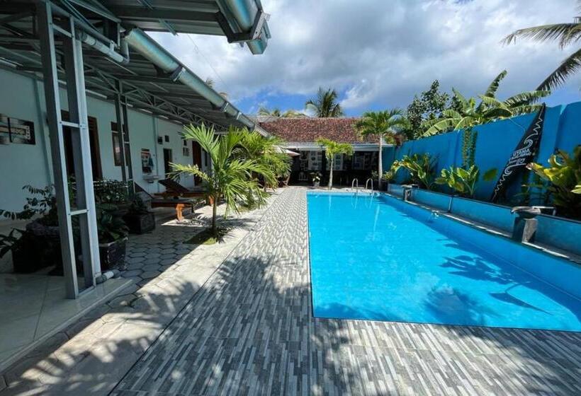 فندق Capital O 92615 Villa Utama D Alas Purwo