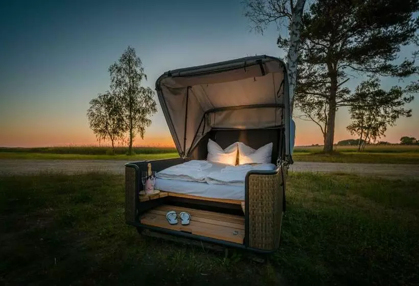 Hotelli Marina Martinshafen   Beach Life