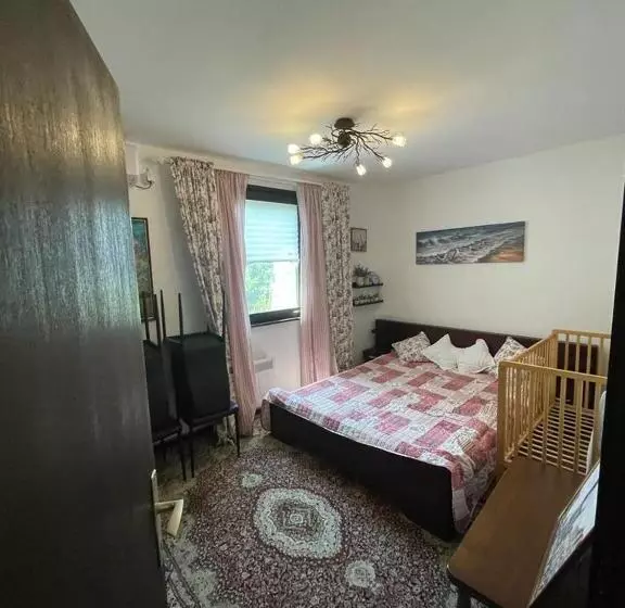 پانسیون Guest House Anna