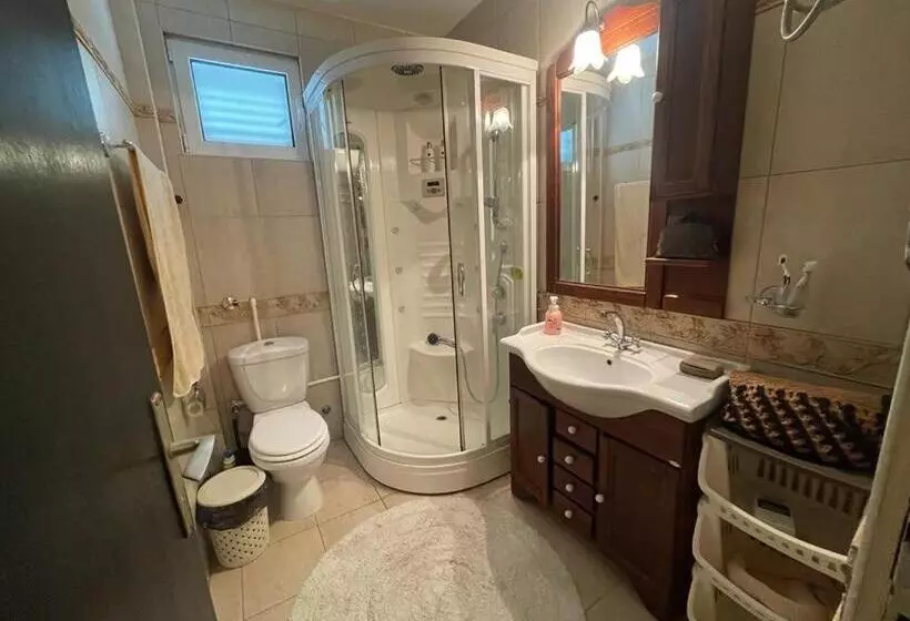 پانسیون Guest House Anna