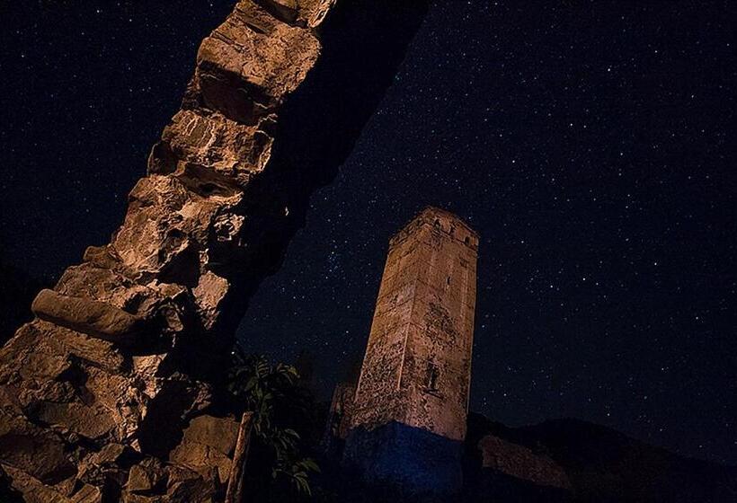 پانسیون Hanmer Guest House