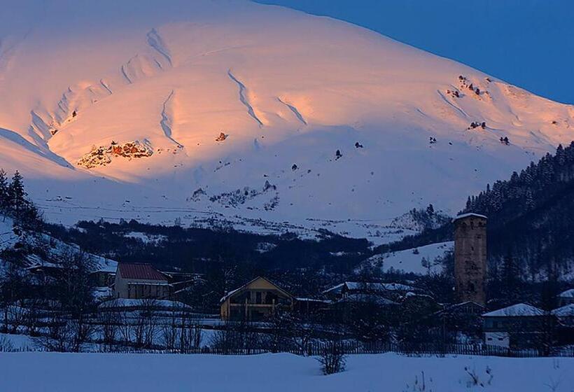 پانسیون Hanmer Guest House