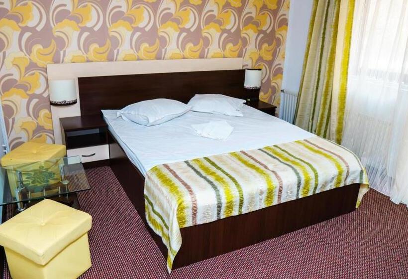 Pensiunea Ianis Moieciu