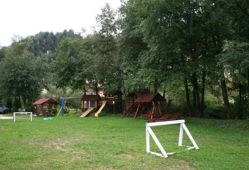 Pensiunea Ianis Moieciu