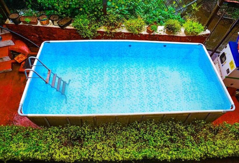 Fabhotel Prime Meera Vatika   Nr Veena Lake