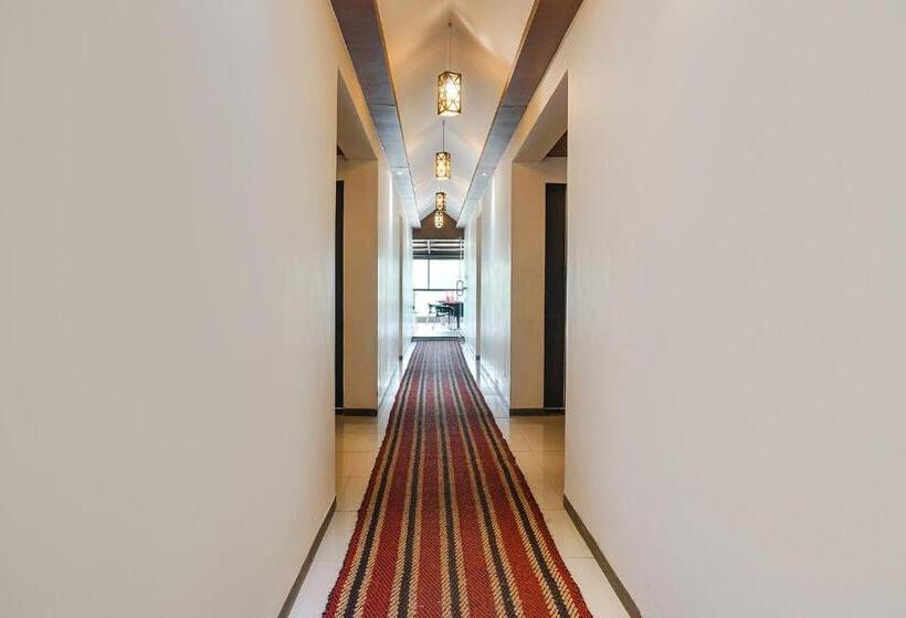 Fabhotel Prime Meera Vatika   Nr Veena Lake