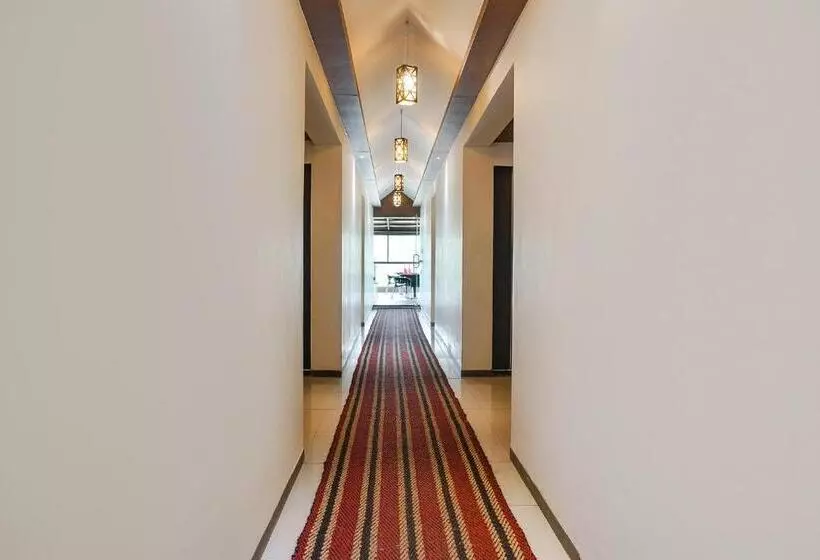 Fabhotel Prime Meera Vatika   Nr Veena Lake