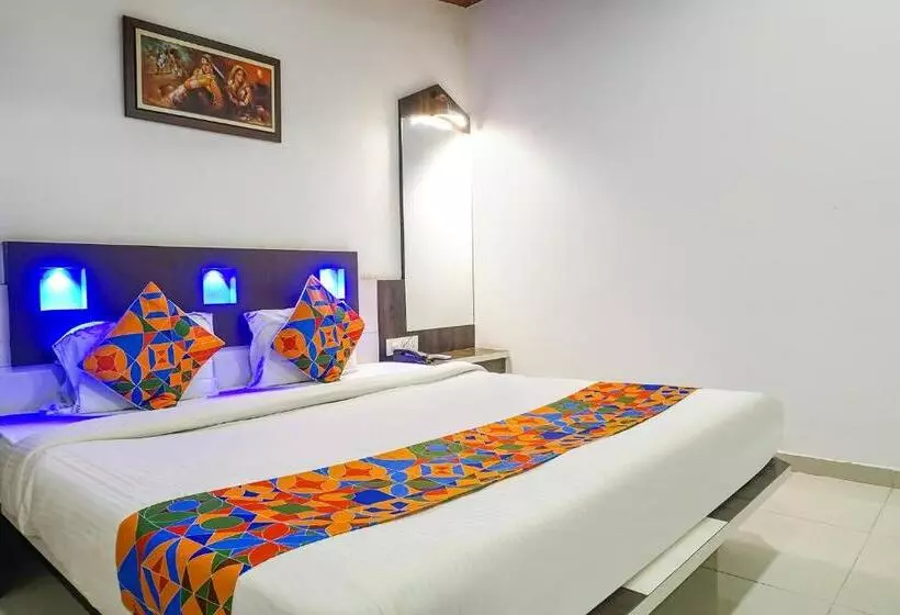 Fabhotel Prime Meera Vatika   Nr Veena Lake