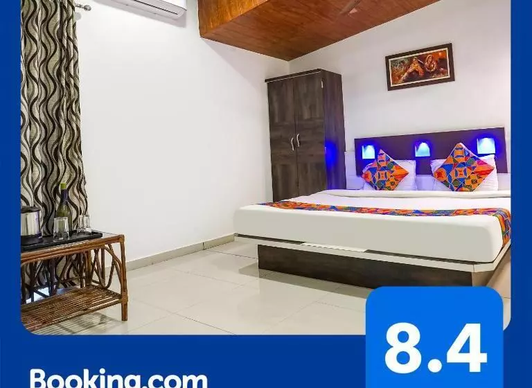 Fabhotel Prime Meera Vatika   Nr Veena Lake