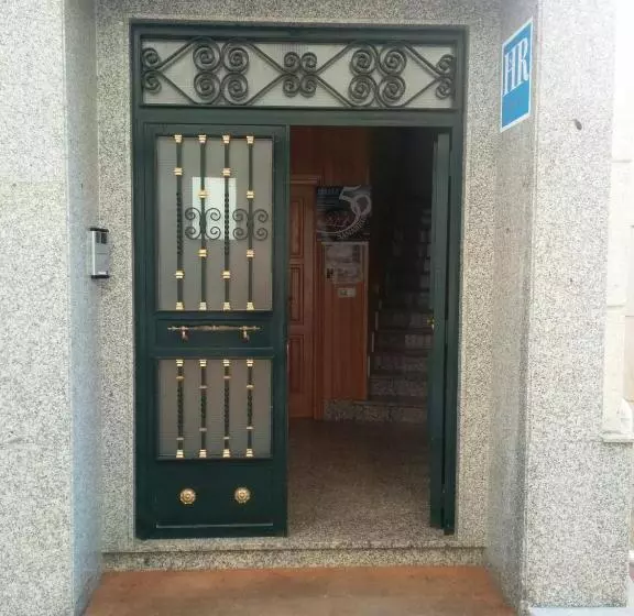 ホテル Hostal Carmen
