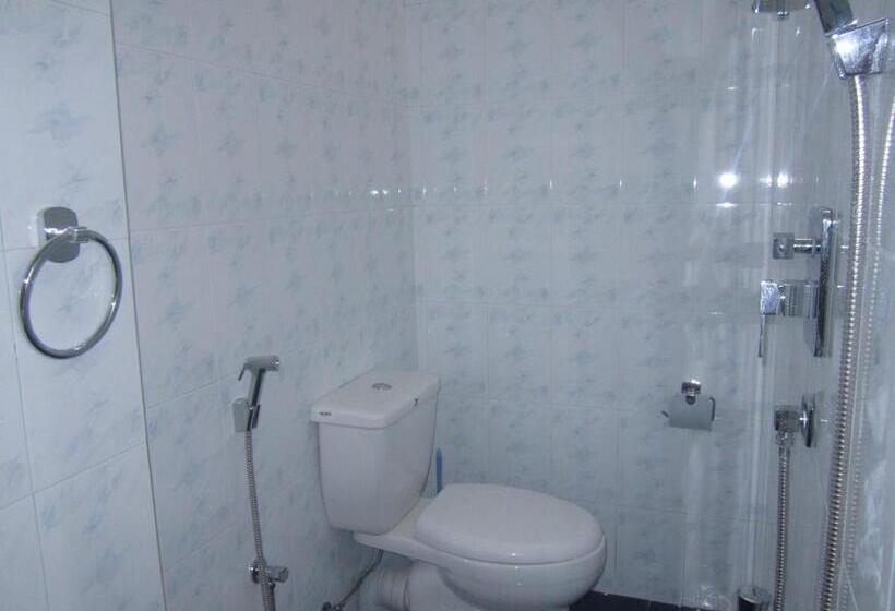 White Surfing Beach Resort