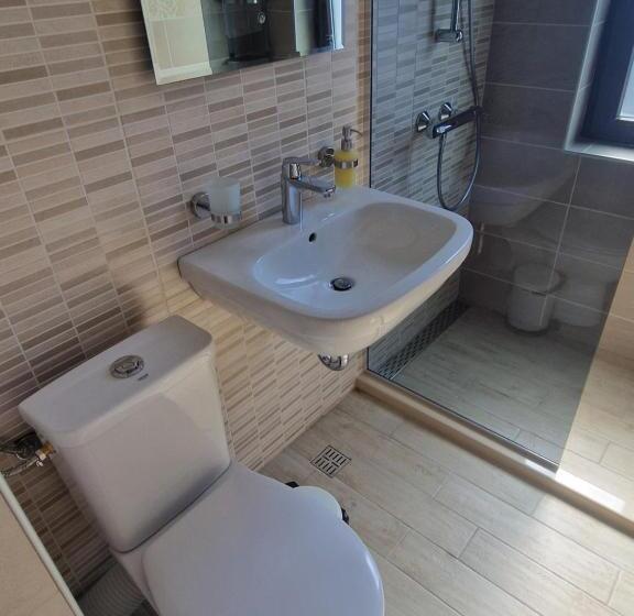 פנסיון Flowers Apartments