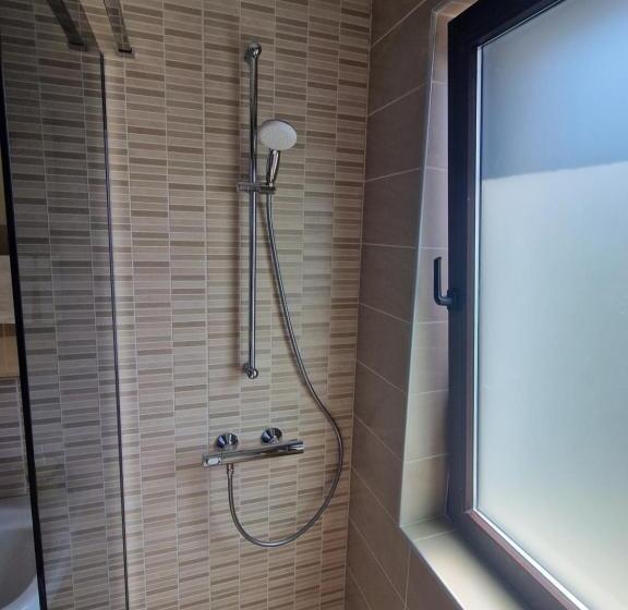 פנסיון Flowers Apartments