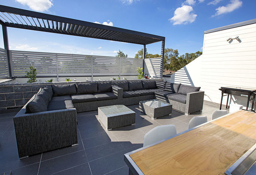 Astina Serviced Apartments - Parkside