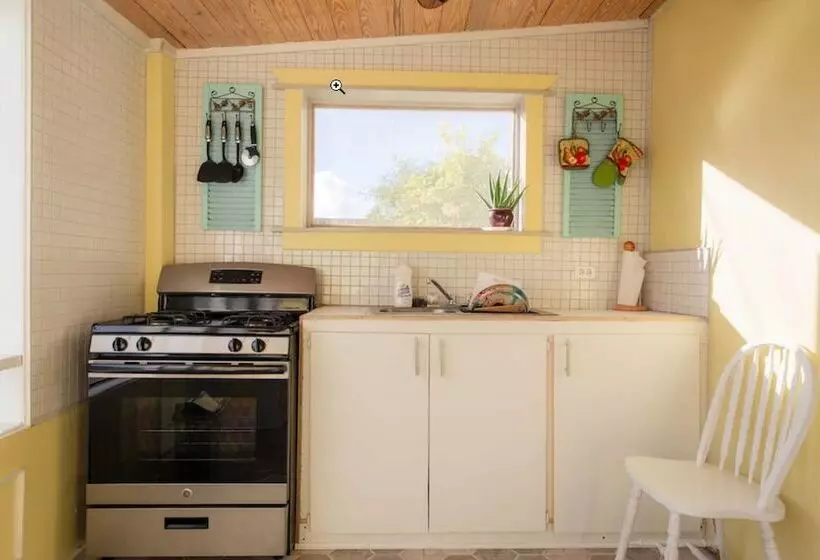 تختخواب و صبحانه Carla's Cottage