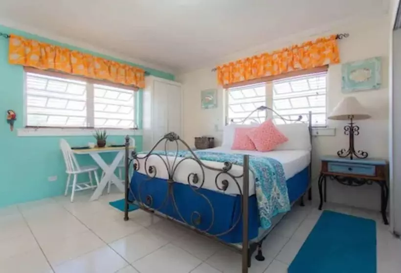 تختخواب و صبحانه Carla's Cottage