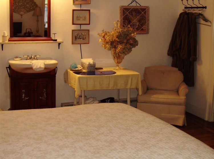 צימר Hillard House Inn