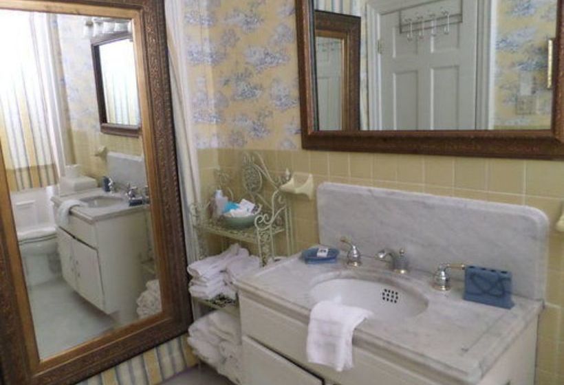 צימר Hillard House Inn