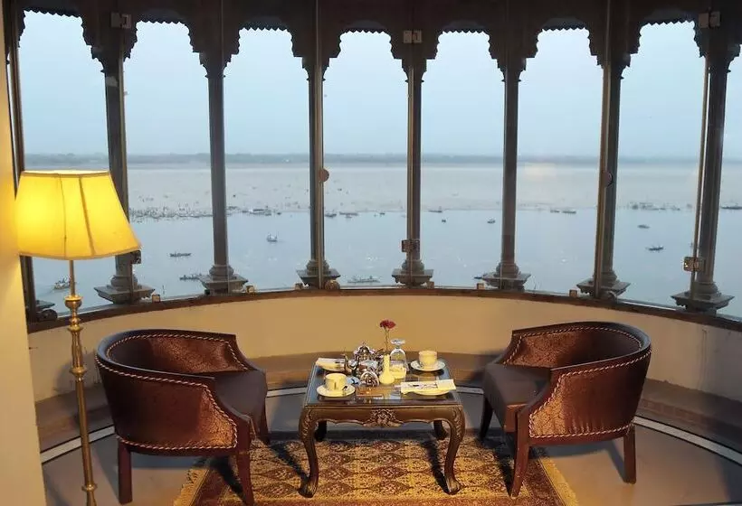 هتل Brijrama Palace, Varanasi By The Ganges