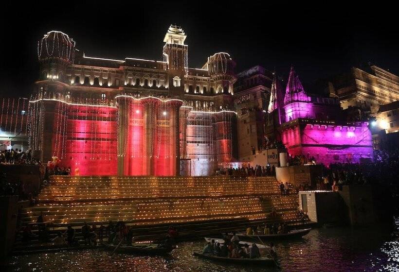 Hotel Brijrama Palace, Varanasi By The Ganges