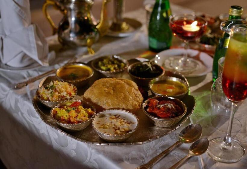 Hotel Brijrama Palace, Varanasi By The Ganges