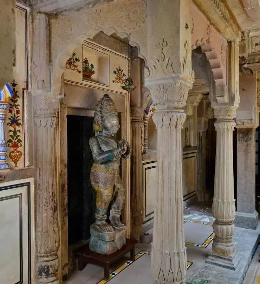 هتل Brijrama Palace, Varanasi By The Ganges