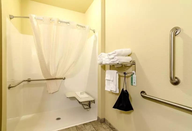 Cobblestone Hotel & Suites   Mccook