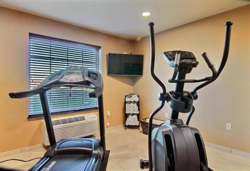 Cobblestone Hotel & Suites   Mccook