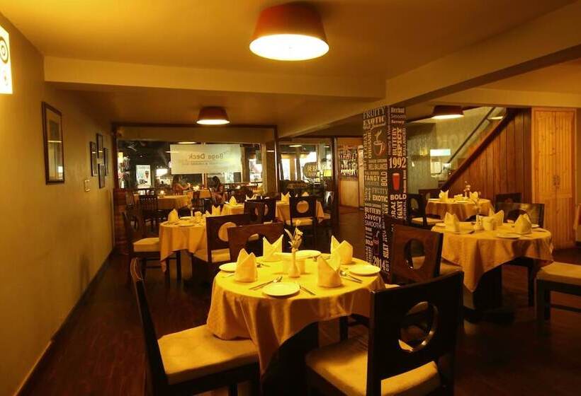 Hotel De Baga Deck Comforts