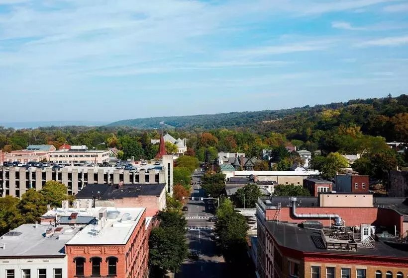 ホテル Ithaca Marriott Downtown On The Commons