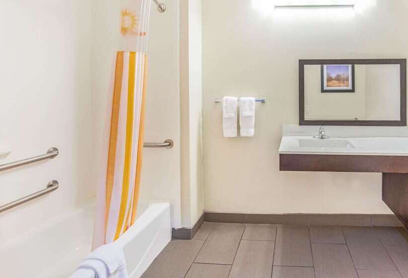 فندق La Quinta By Wyndham Luling