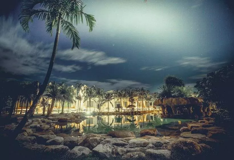 هتل Ohana Resort And Restaurant