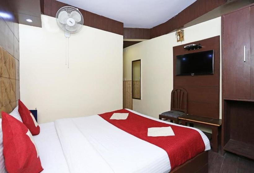 Отель Oyo Rooms Opp Picture Palace