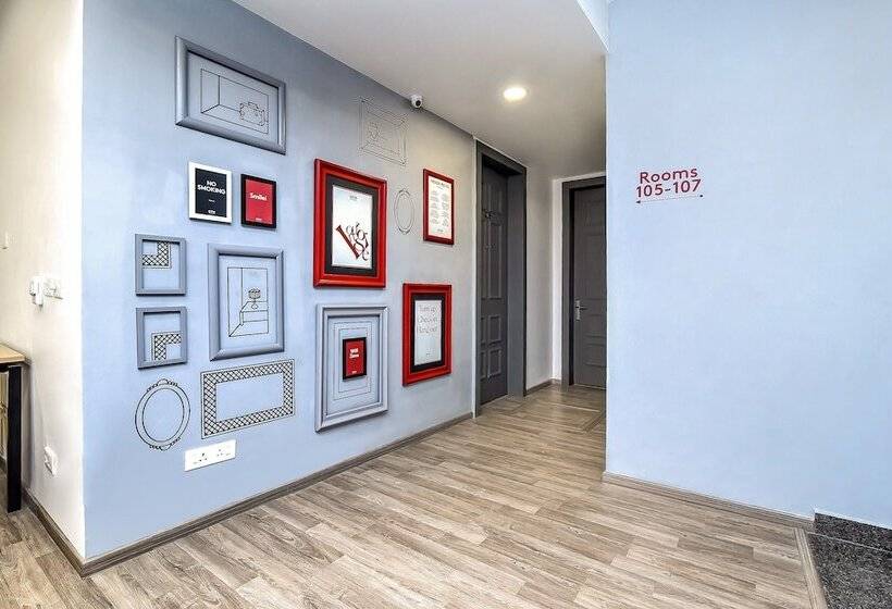 Отель Oyo Rooms Pitampura Rani Bagh