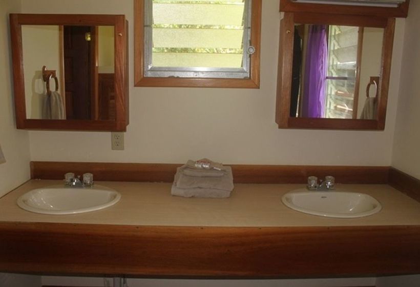 فندق River House Lodge