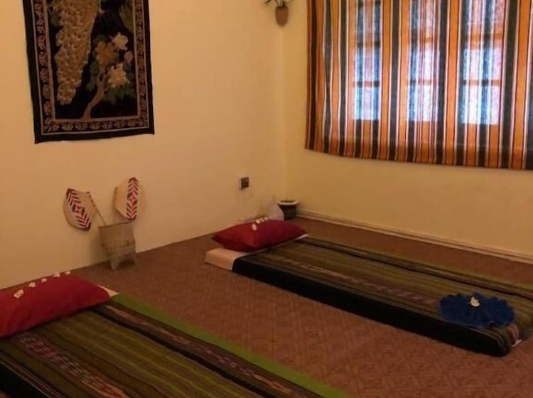 هتل Riverside @ Hsipaw Resort