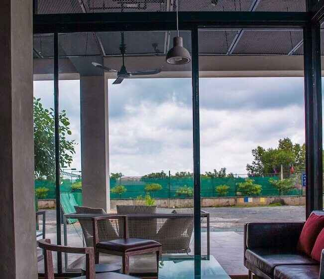 בית מלון כפרי Tamasa Service Apartment And