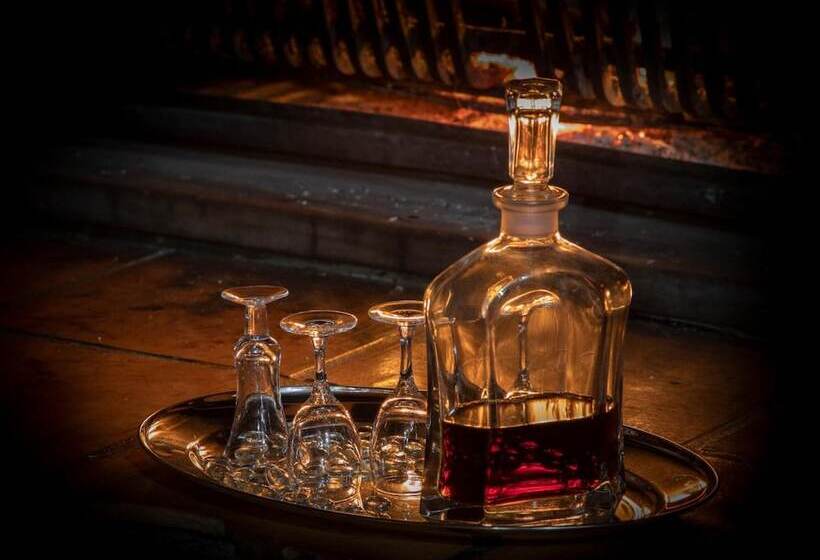 בית מלון כפרי Valley Of The Rainbow Estate