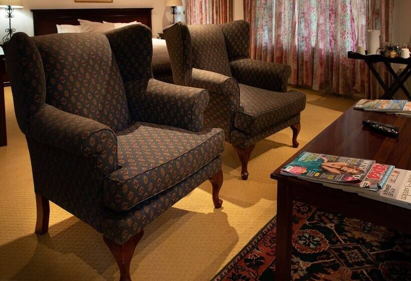 בית מלון כפרי Valley Of The Rainbow Estate