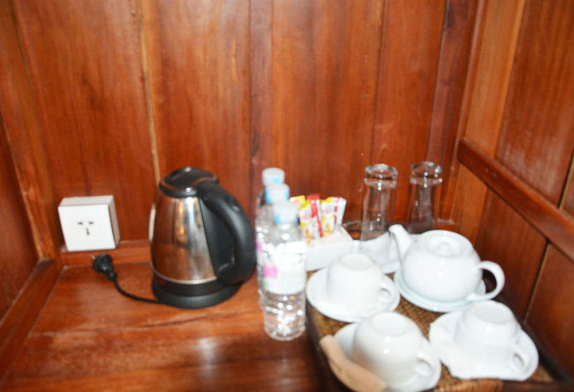 ホテル Visoth Boutique