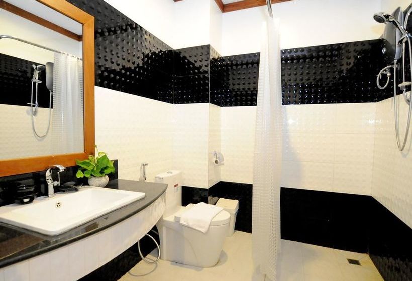 ホテル Visoth Boutique