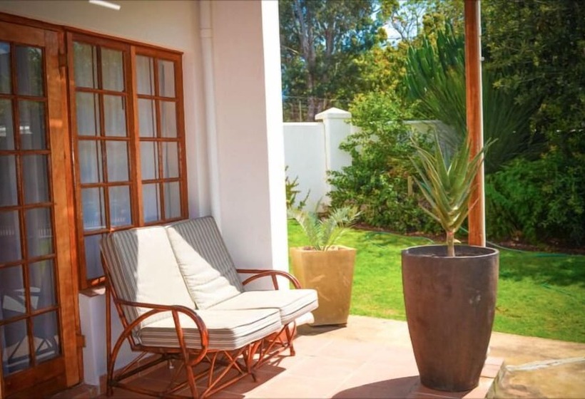 ペンション Aan De Bergen